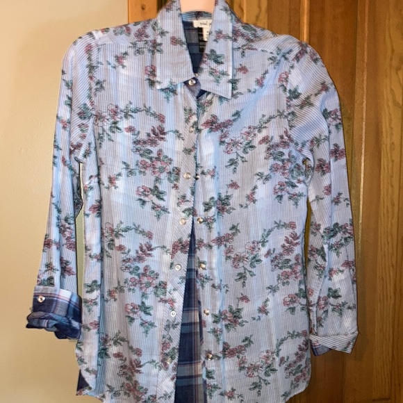 tribal jeans Tops - Reversible snap up blouse